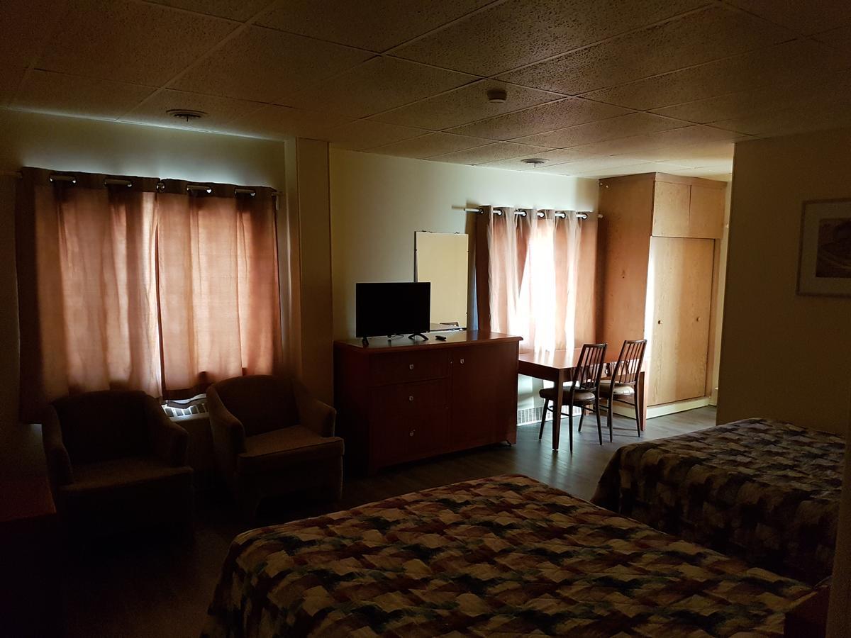 Beaver Hotel North Battleford Εξωτερικό φωτογραφία
