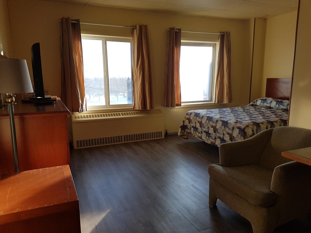 Beaver Hotel North Battleford Εξωτερικό φωτογραφία