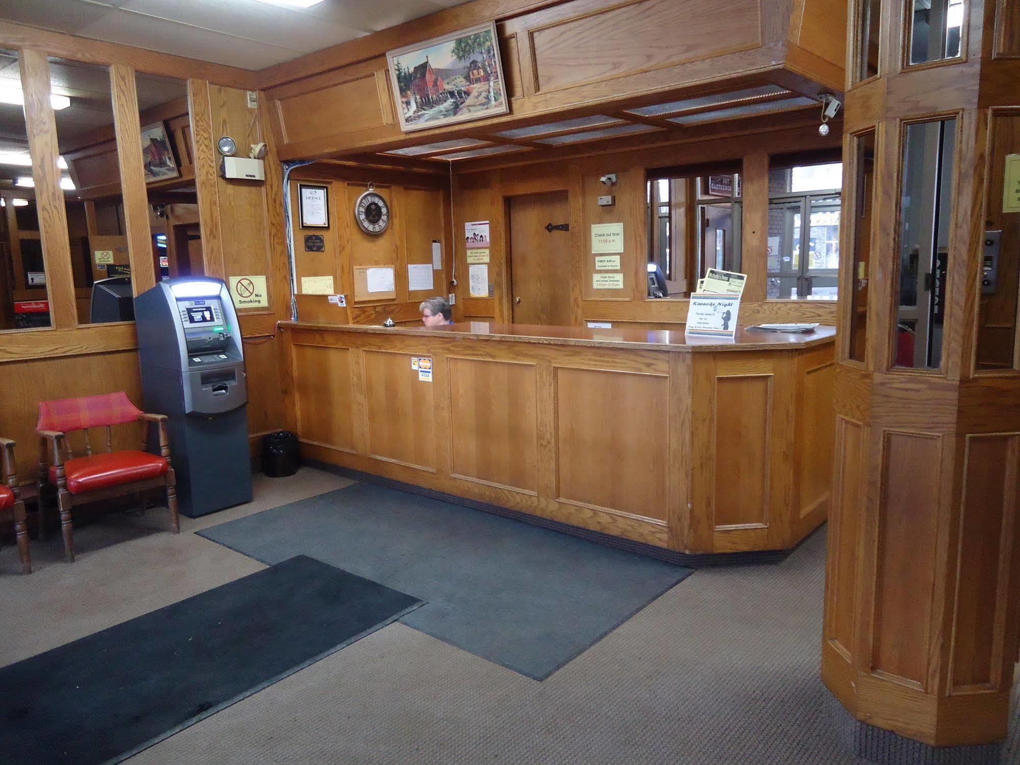 Beaver Hotel North Battleford Εξωτερικό φωτογραφία