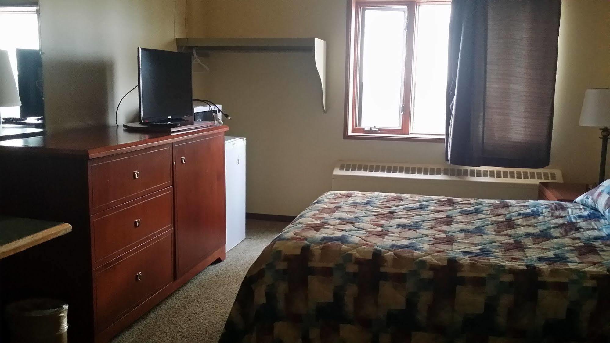 Beaver Hotel North Battleford Εξωτερικό φωτογραφία